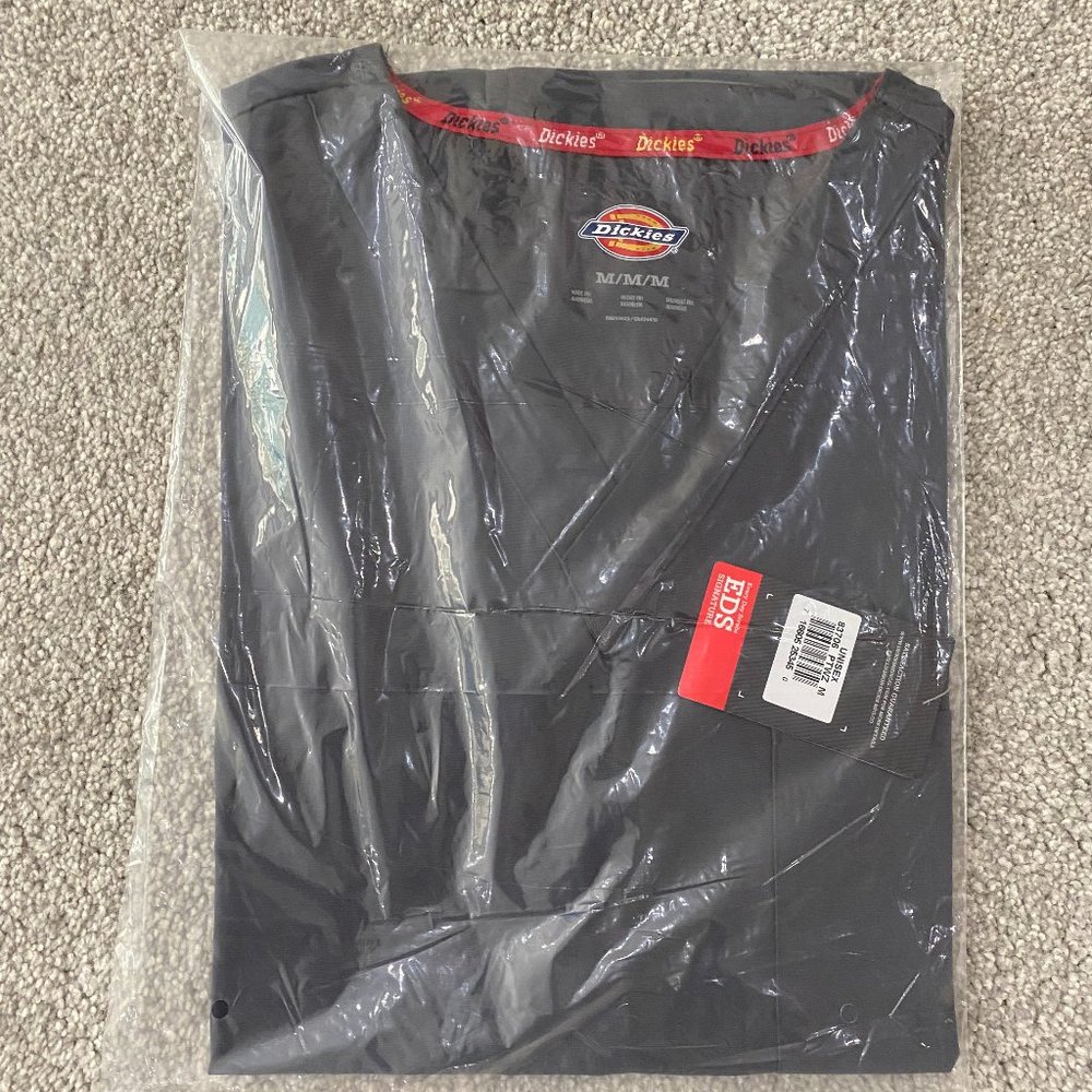 Unisex EDS Signature V-Neck Scrub Top